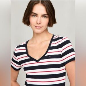 TOMMY HILFIGER Favourite vneck tshirt